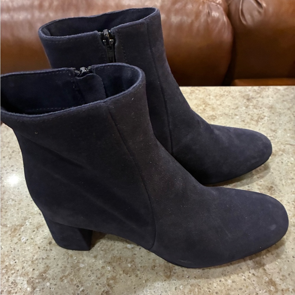 NWT La Canadienne Joanie Navy Suede Boots Size 9